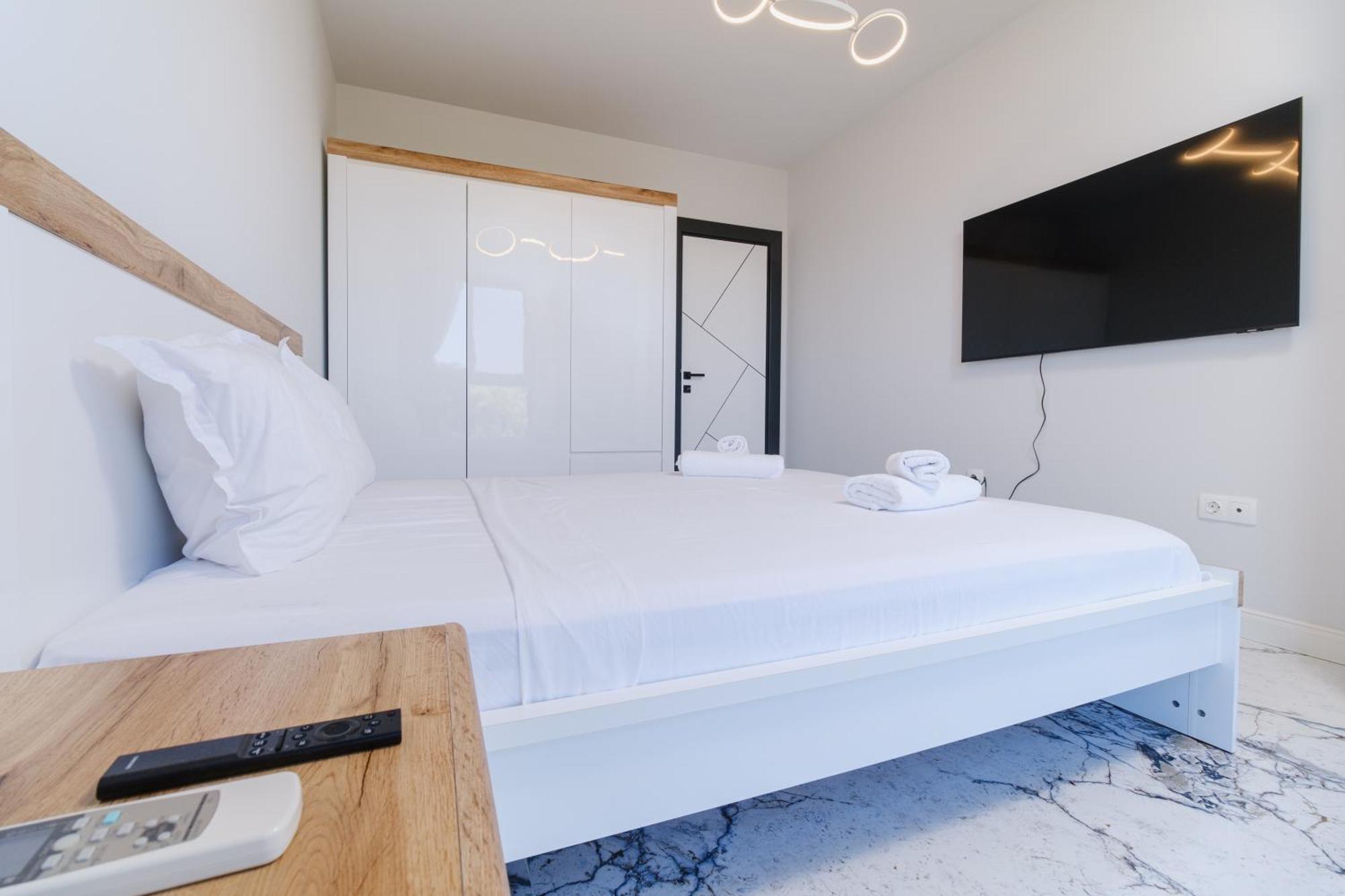 Lauta Forest 1-Bedroom Apartment พลอฟดิฟ ภายนอก รูปภาพ
