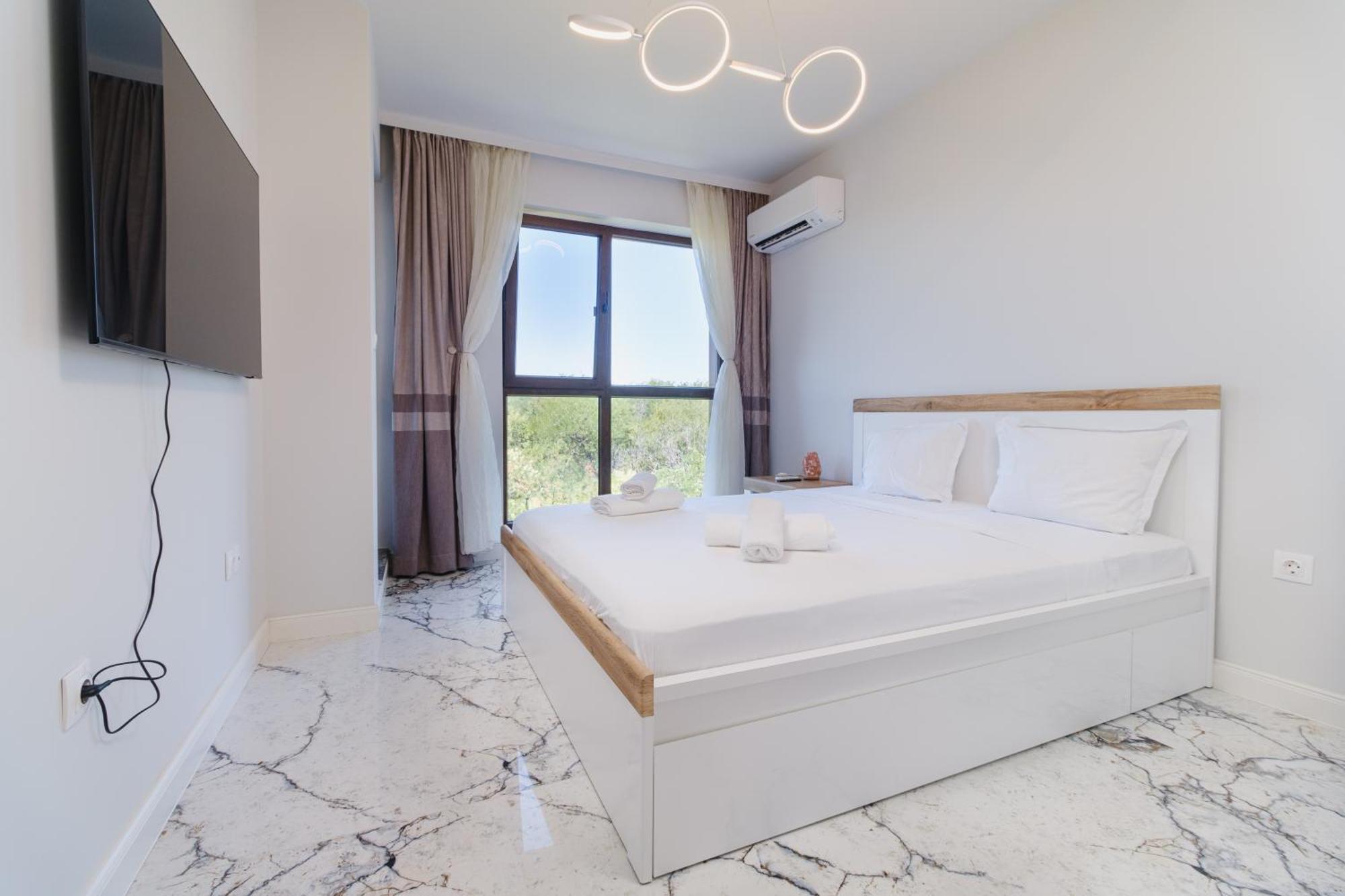Lauta Forest 1-Bedroom Apartment พลอฟดิฟ ภายนอก รูปภาพ